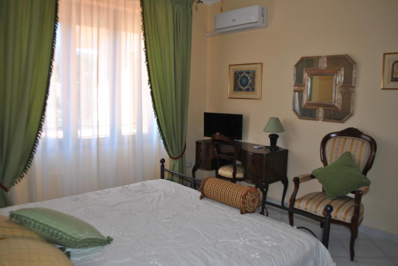 Villa Rafael Capoterra Luaran gambar
