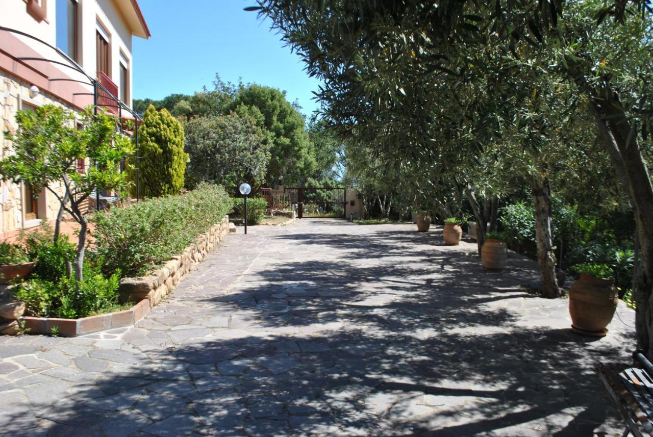 Villa Rafael Capoterra Luaran gambar